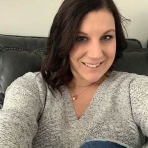 Meet your Posher, Brittney